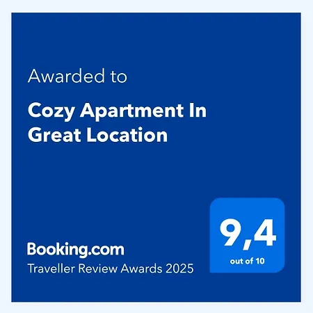 сozy In Great Location *